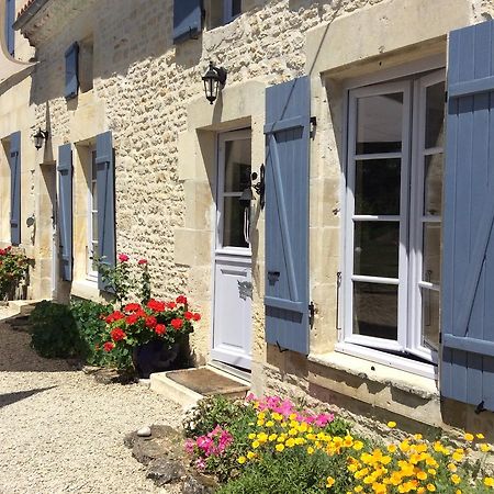Le Clos Du Plantis Sonnac  Exterior photo